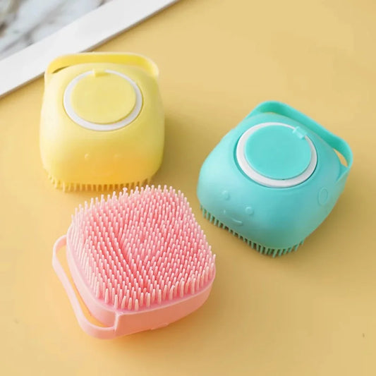 Brosse de Massage de Bain pour Animaux avec Réservoir à Savon-Miaou Wouf Family